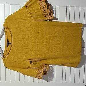 Banana Republic top, size S, color mustard, shor sleeves with lace border